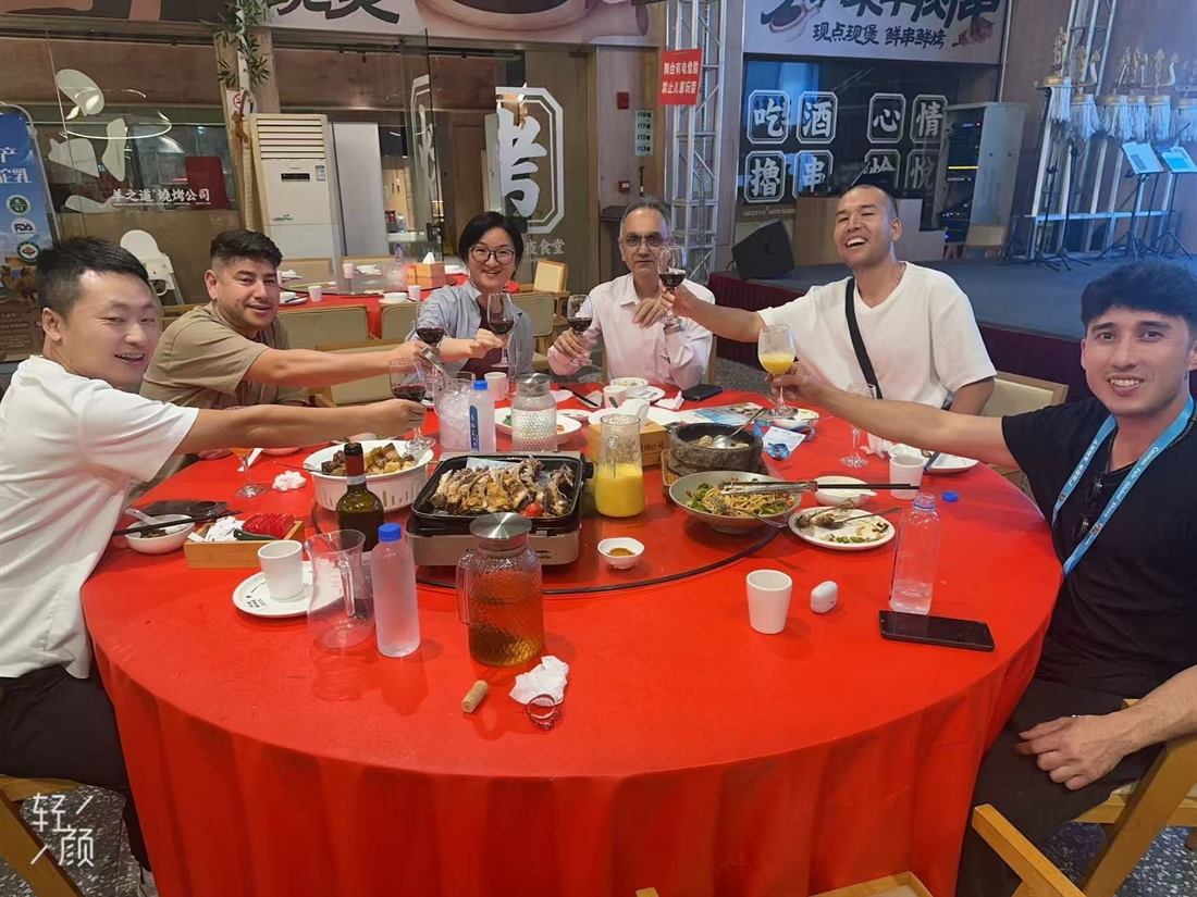 Dinner with a buyer group after the trade show